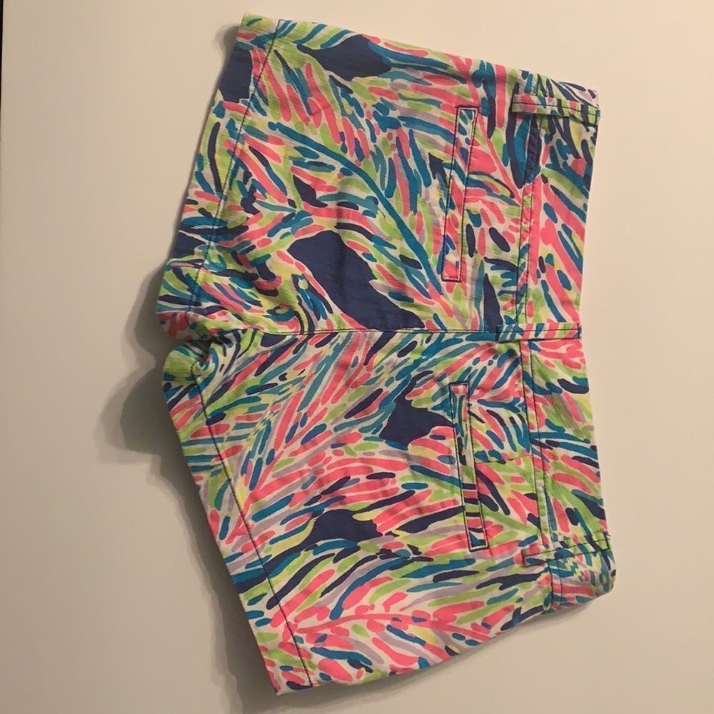Lilly Pulitzer Walsh Shorts Size 2 Indigo Palm Reader - Picture 4 of 6
